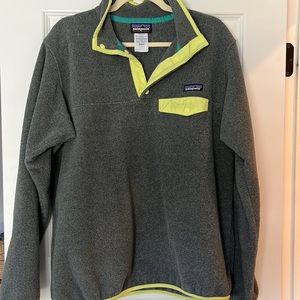 Womens Patagonia Fleece - gray with like green accents